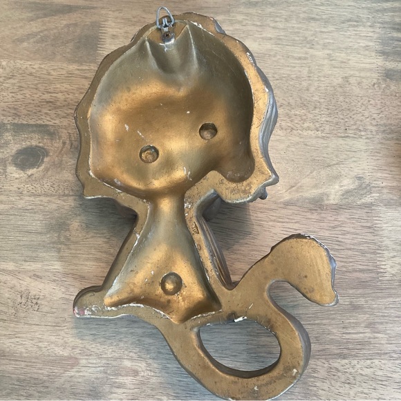 Vintage lion hanging wall decor set - Picture 4 of 5